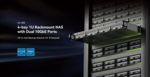 TerraMaster U4-500 avec ses 4 baies en configuration rackmount dans un centre de données