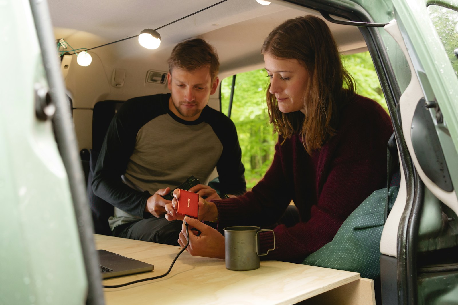 Camping-car connecté : applis et gadgets indispensables